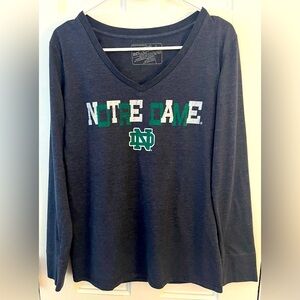UNIVERSITY OF NOTRE DAME Women's V-Neck, Long-Sleeved T-Shirt. Size: Large.